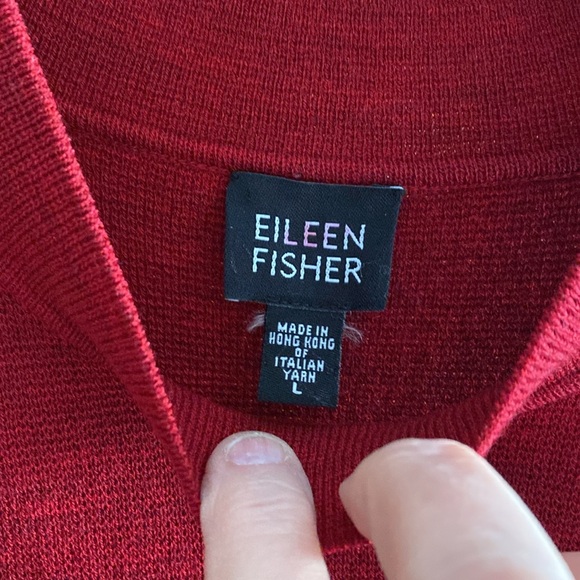 Eileen Fisher red sleeveless wool shell. - Picture 2 of 7